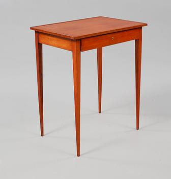 SIDOBORD, gustaviansk stil, 1900-talets början.