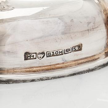 Ljusstakar, ett par, silver, Turun Hopea, Åbo 1971.