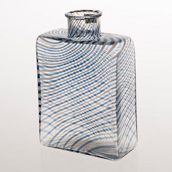 KAJ FRANCK, A filigree glass bottle, signed Kaj Franck Nuutajärvi Notsjö 1981 and numbered 474/1000.