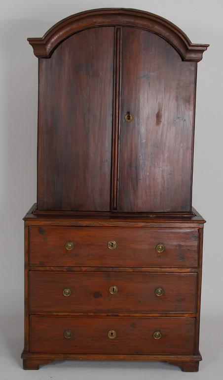 SKÅP. Gustavianskt, 1700-tal.
