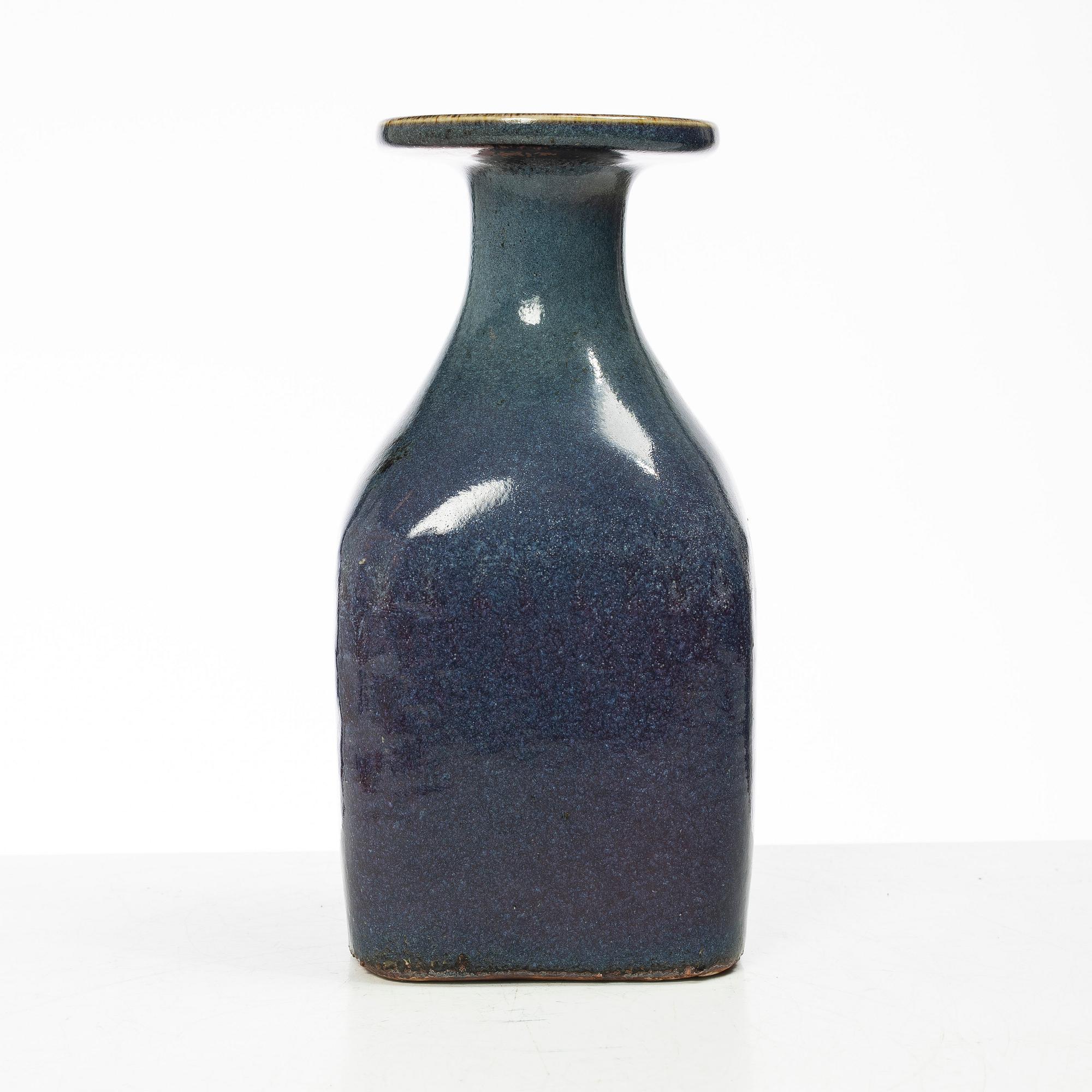 Stig Lindberg, a stoneware vase, Gustavsbergs studio, Sweden, 1971.