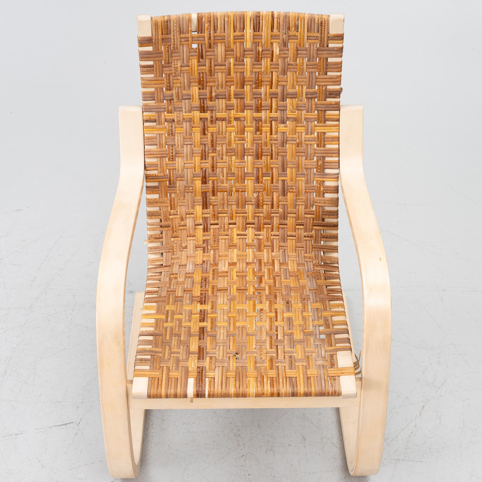 Alvar Aalto, A model 406 armchair, Artek,  second half of the 20th century.