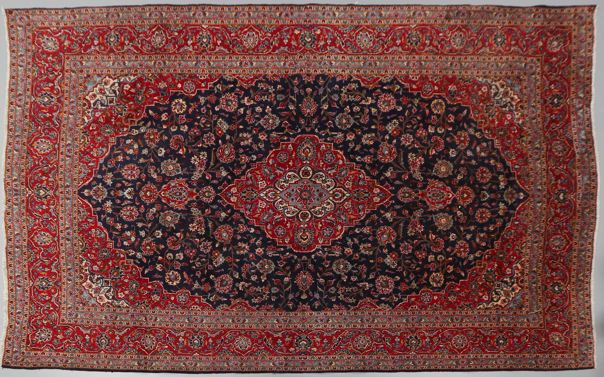 MATTA, Keshan, old, ca 410 x 295 cm.
