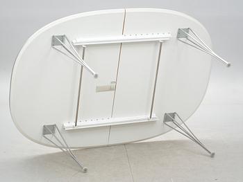BORD, "Superelips". Design Piet Hein för Fritz Hansen. 2000.