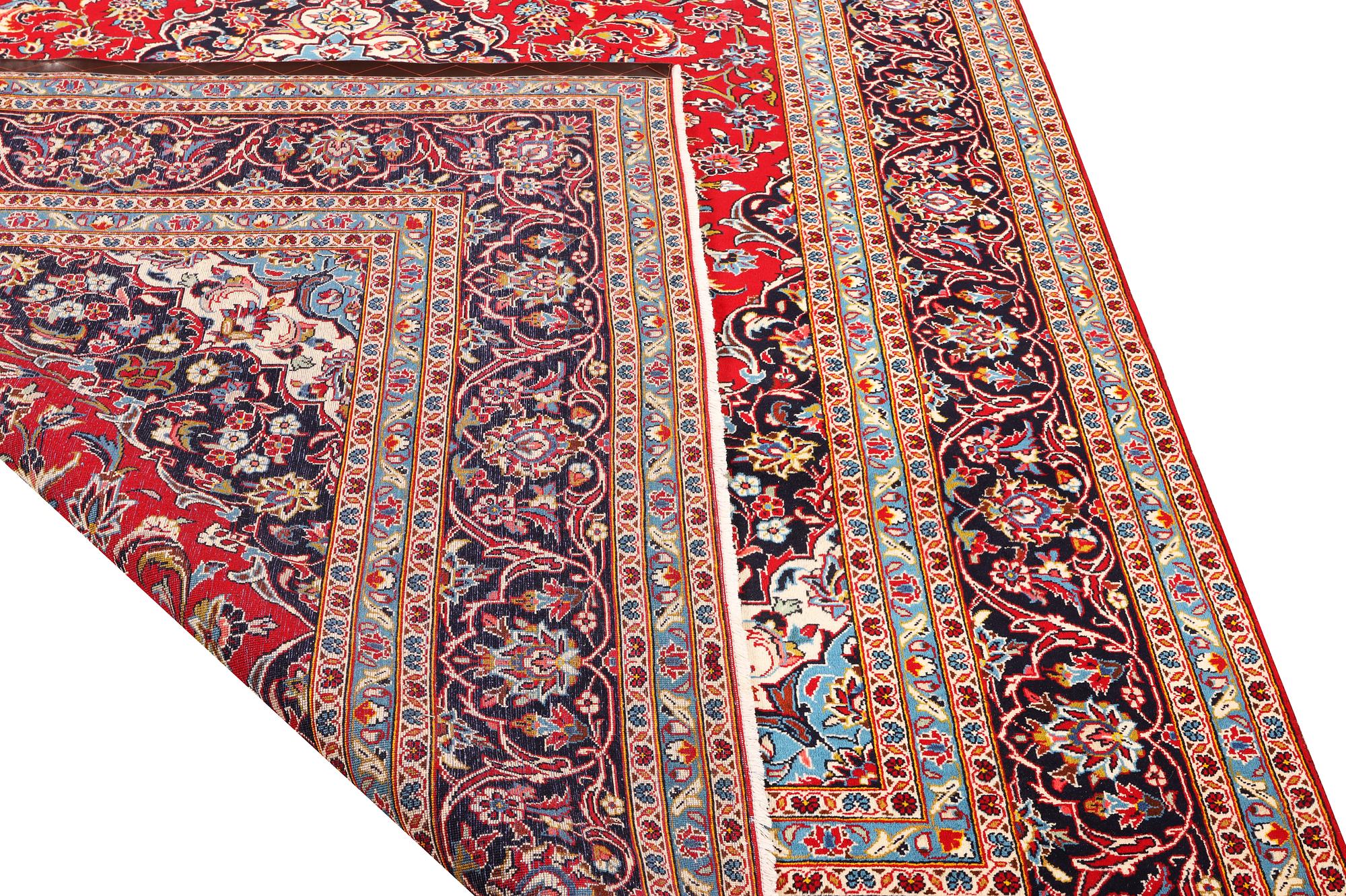 A Keshan carpet, c. 360 x 247 cm.