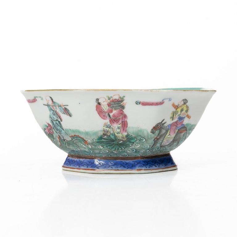 Skål, porslin, Kina, Qingdynastin, 1800-tal.