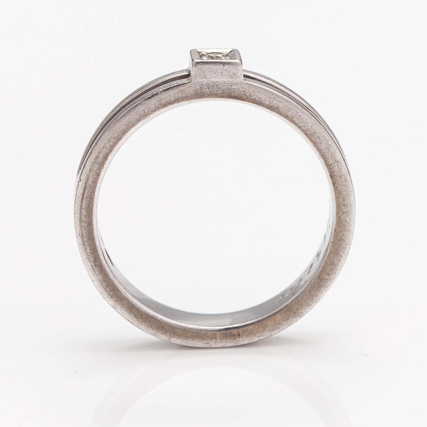 Ring, 14K vitguld, diamant ca 0.04 ct. Kultasarvi, Åbo.