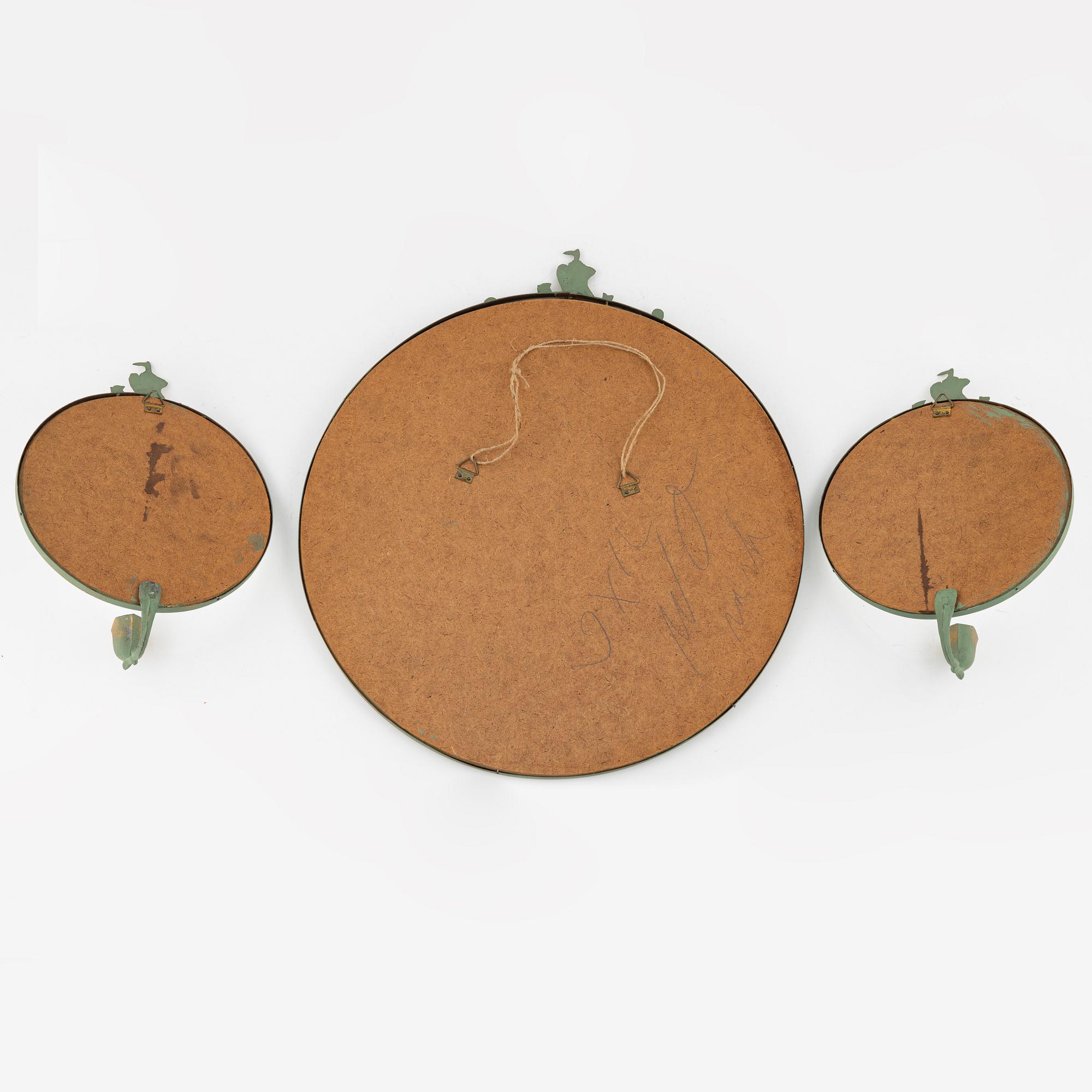 A mirror and two sconces, First part of the 20th Century.