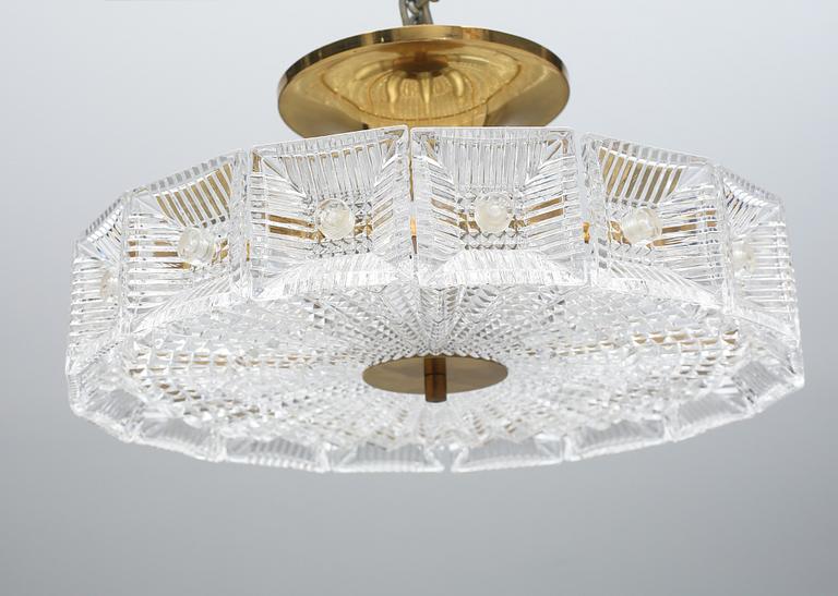 TAKLAMPA, Carl Fagerlund, Orrefors, 1900-talets andra hälft, höjd 17 cm.