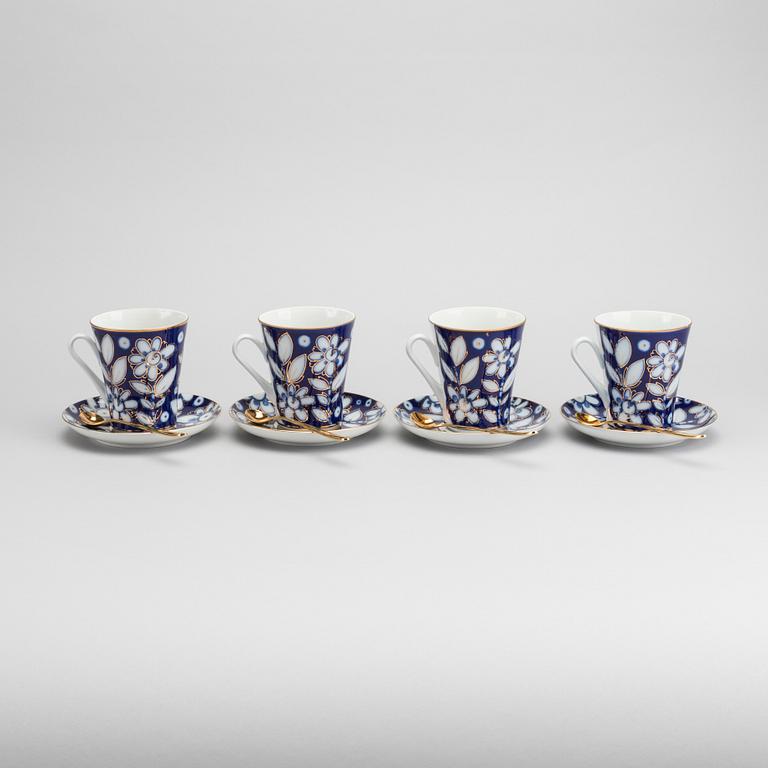 A SET OF FOUR PORCELAIN TEA CUPS FROM LOMONOSOV RUSSIA/USSR.