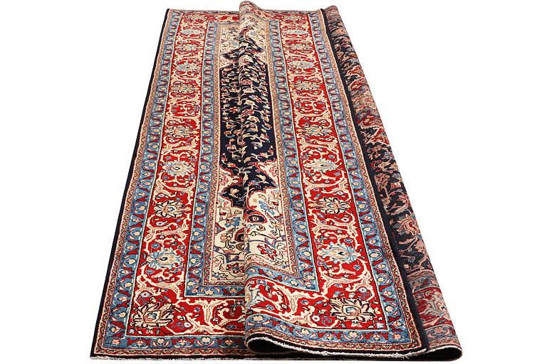 A carpet, Meshed, ca 386 x 259 cm.