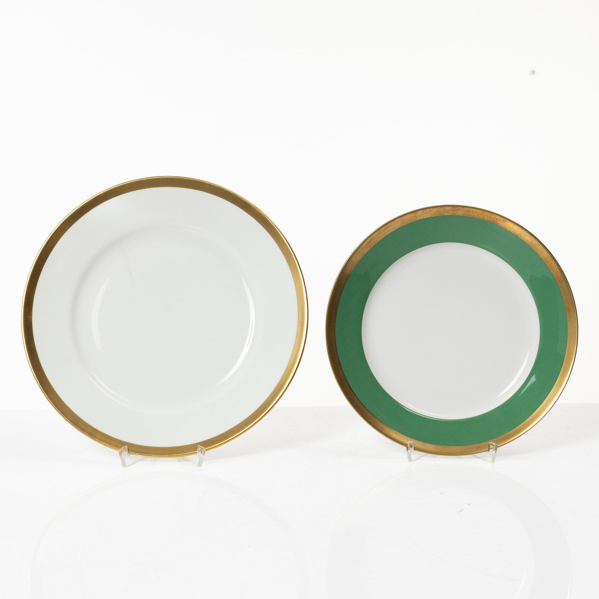 Karin Björquist, A 19 piece "Nobel", service, Karin Björquist, Rörstrand, as well as glass, "Nobel", a pair, Gunnar Cyrén, Orrefors.