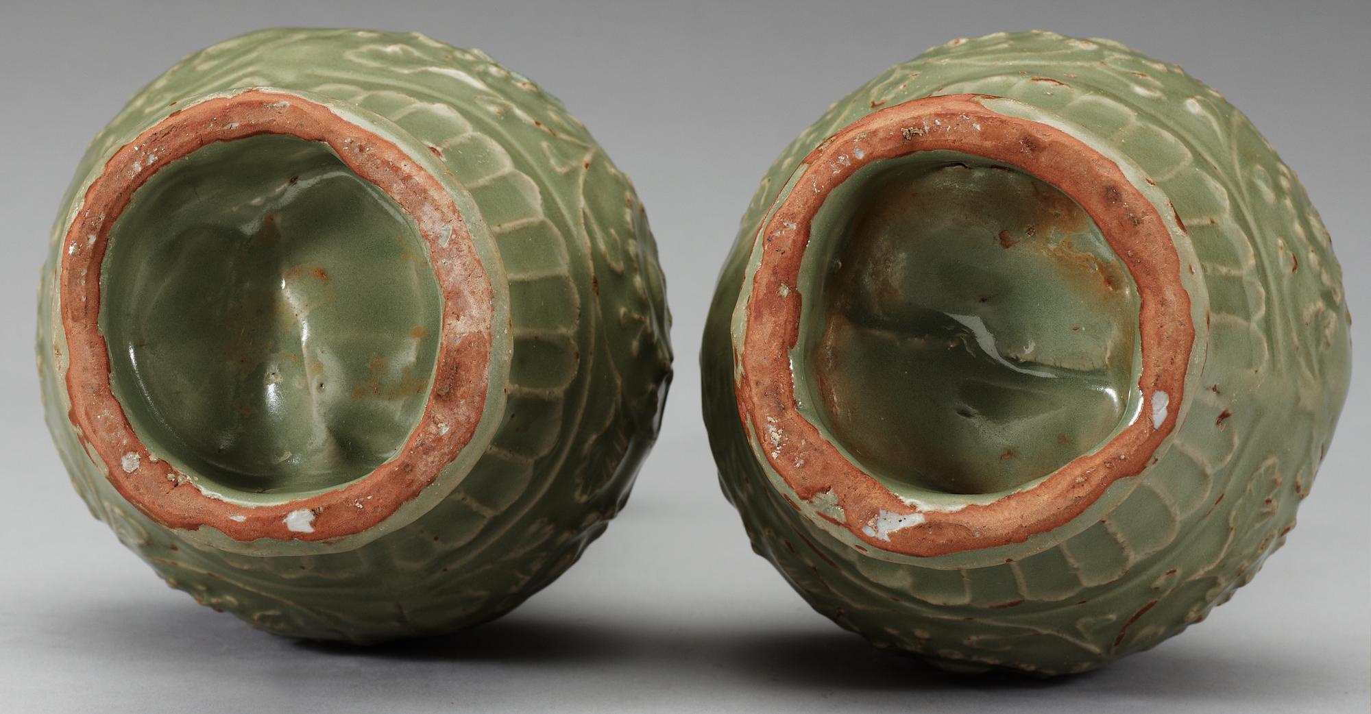 Two celadon glazed longquan vases, Ming dynasty (1368-1644).