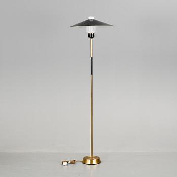 GOLVLAMPA, 1900-talets andra hälft.