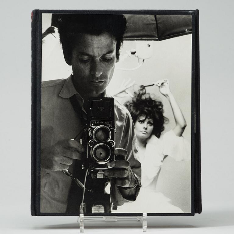 Photo books, 7 Richard Avedon.