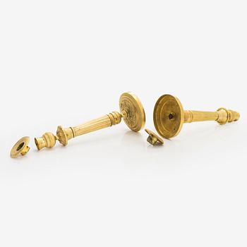 Kynttilänjalkapari, empire, Ranska, 1800-luvun alku.