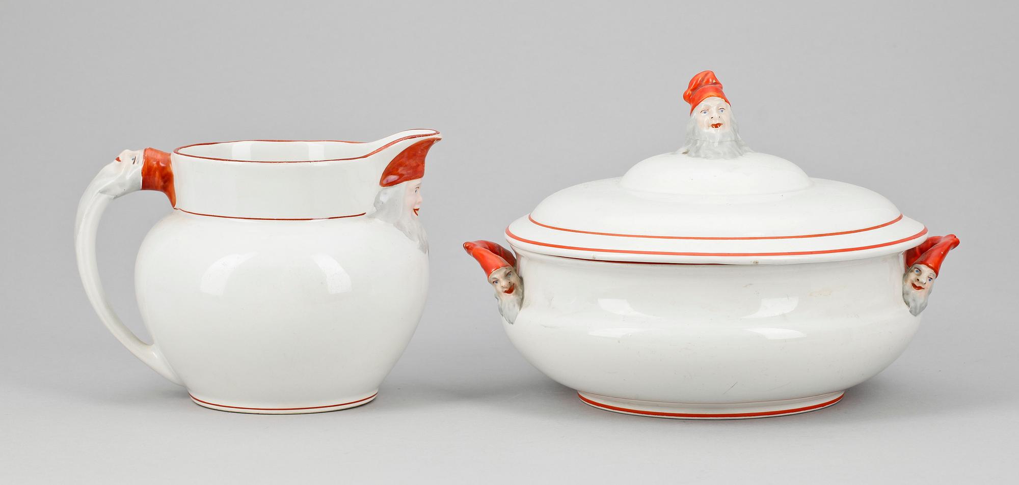 GRÖTSKÅL samt KANNA, porslin, 2 delar, Rörstrand, 1900-talets första del.