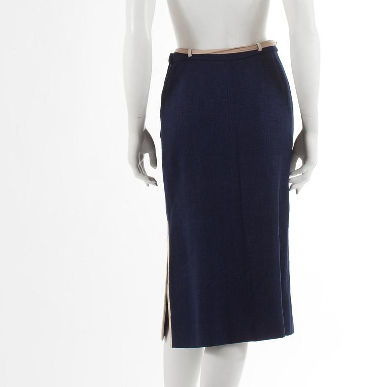 HERMÈS, a navy blue wool skirt. French size 40.