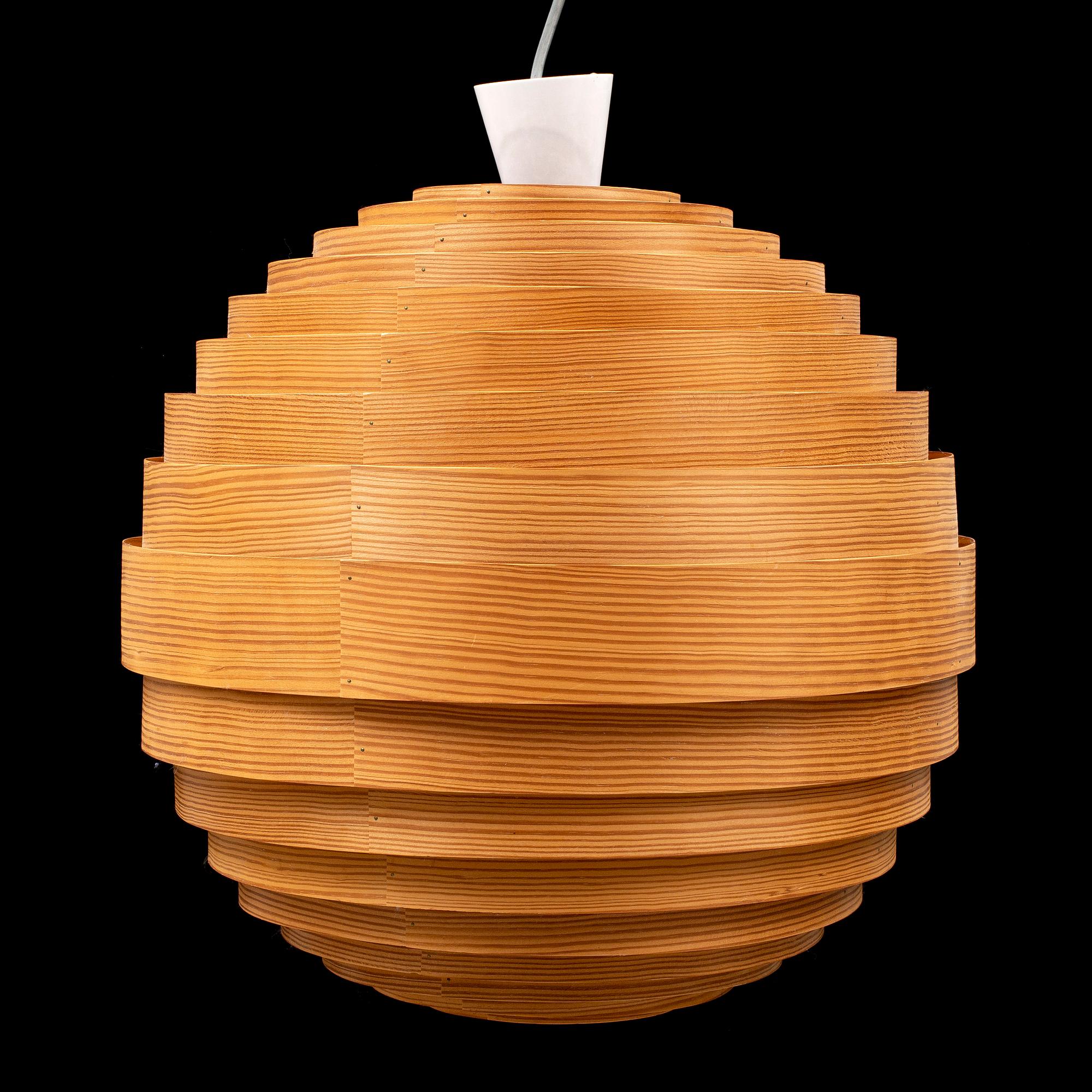 HANS-AGNE JAKOBSSON, a pinewood ceiling lamp, from AB Ellysett Markaryd, second half of the 20th century.