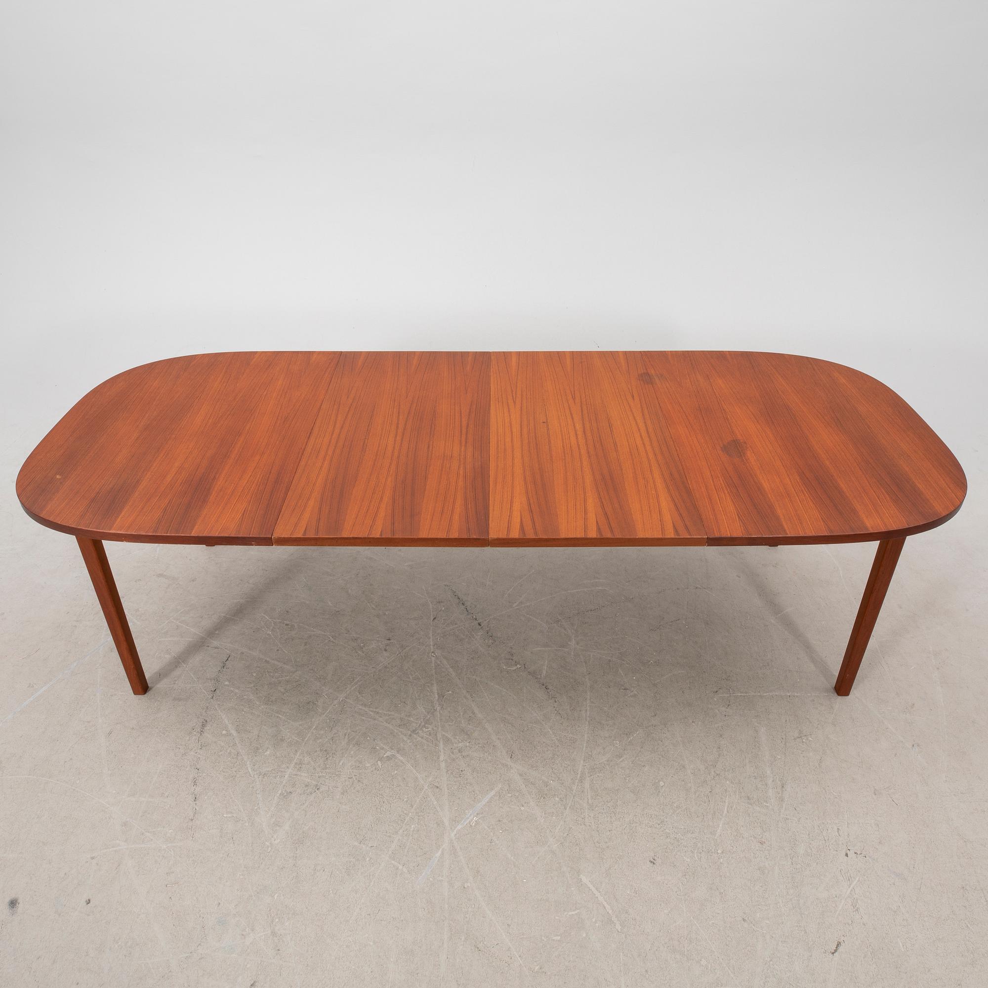Dining table 1960/70s.