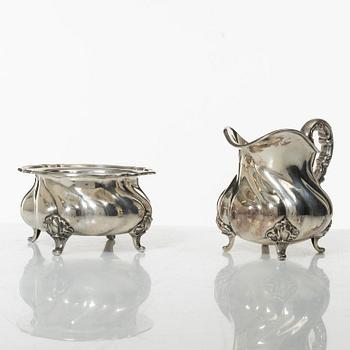 A 4-piece silver coffee and tea service, marks of Schnauffer, Germany, first half of the 20th Century.