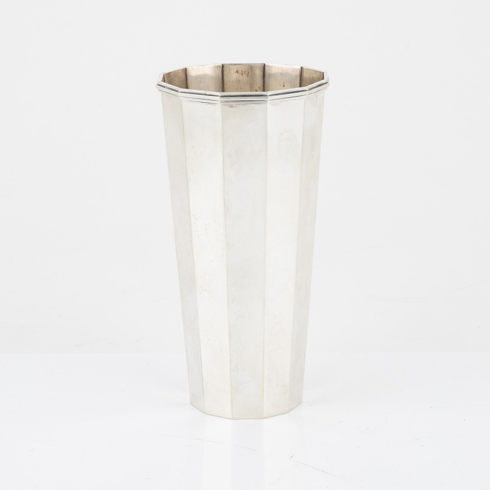 Wiwen Nilsson, vas, sterlingsilver, Lund, 1948.