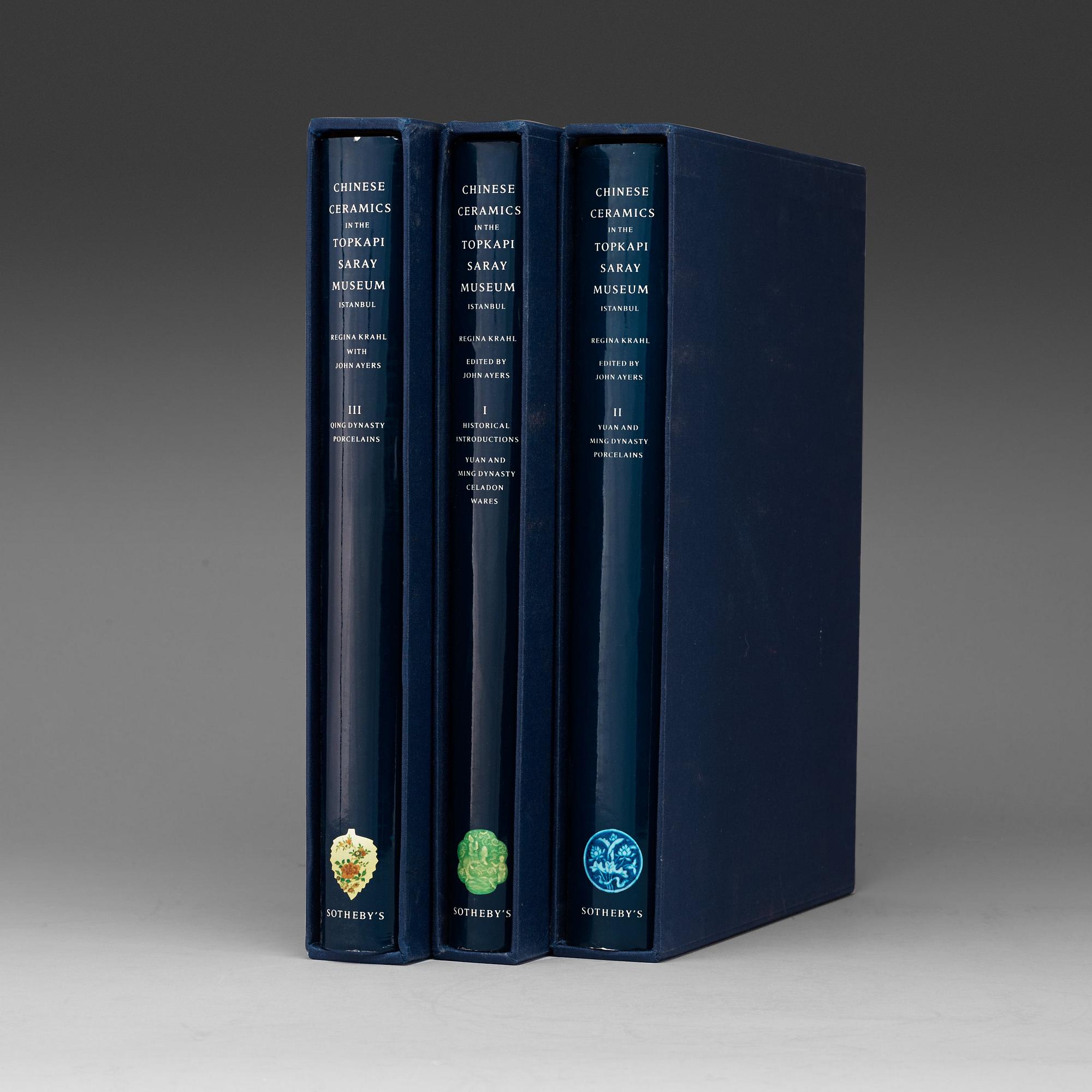 BÖCKER, tre vol. Regina Krahl & John Ayers, "Chinese Ceramics in the Topkapi Saray Museum Istanbul".