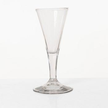 Cut glass, 1 + 4 similar, 19th century.