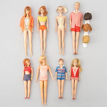 Barbie dolls, 8 pcs with clothes and accessories, Mattel, 1960s/70s.