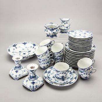SERVIS 29 dlr muselmalet helblonde Royal Copenhagen Danmark 1900-tal porslin.