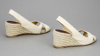 ESPADRILLOS, Christian Louboutin.