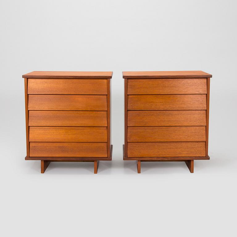 Ilmari Tapiovaara, hurtsar/nattduksbord, ett par, modell 1503, Asko 1960-tal.