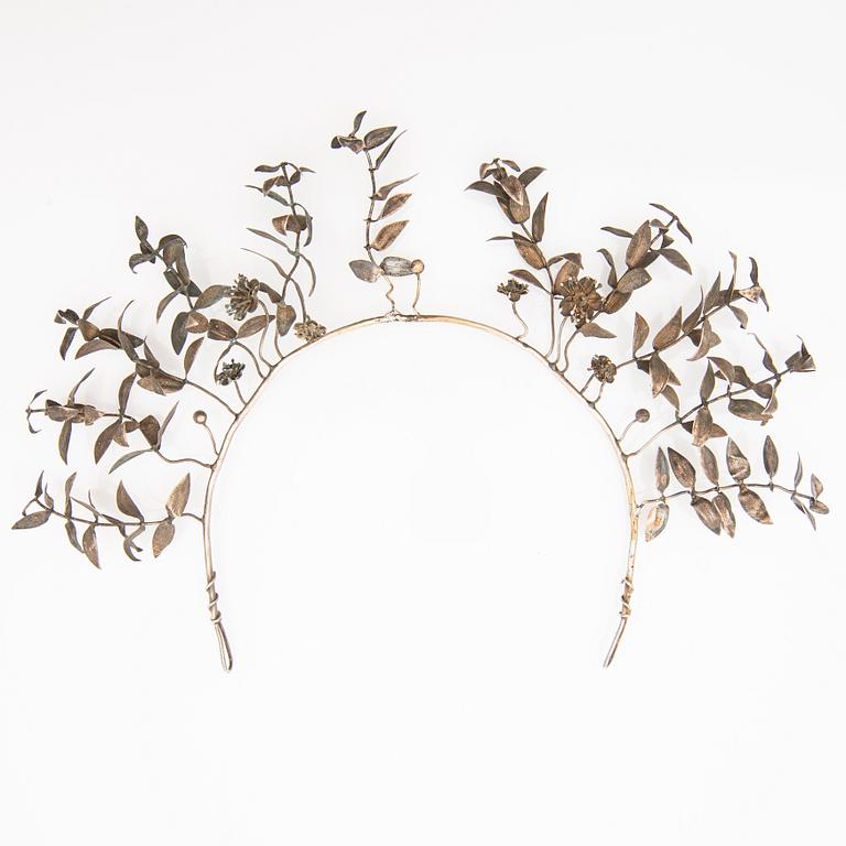 Diadem, silver, known as "silver wedding diadem", late 19th century.