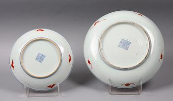 FAT, 2 st , porslin, Kina. 1800-talets slut.