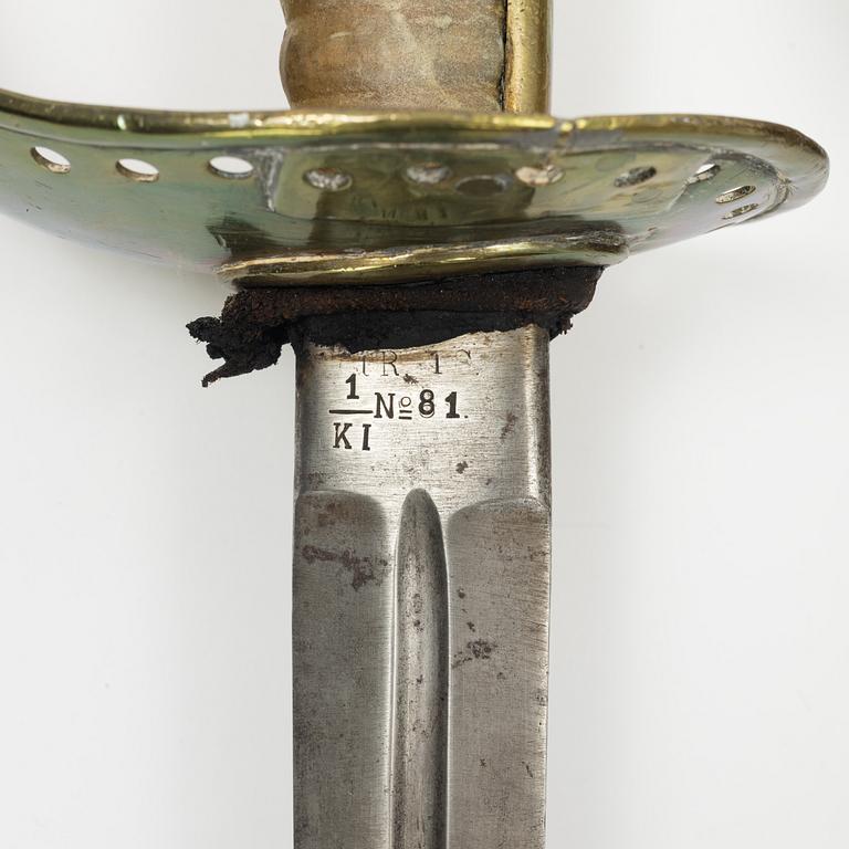 Sablar 2 st, svenska, m/1893 för kavalleriet.