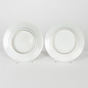 A pair of Chinese famille rose plates, 20th century.