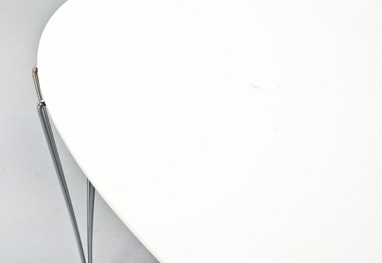 BORD, "Superellips", Bruno Mathsson och Piet Hein, Mathsson International AB, Värnamo.