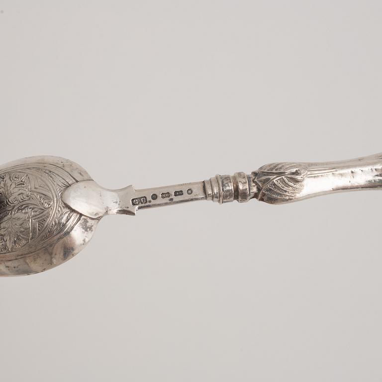 Bestick, 20 st, silver, bl a Fredrik & Wilhelm Zethelius, Stockholm 1841.