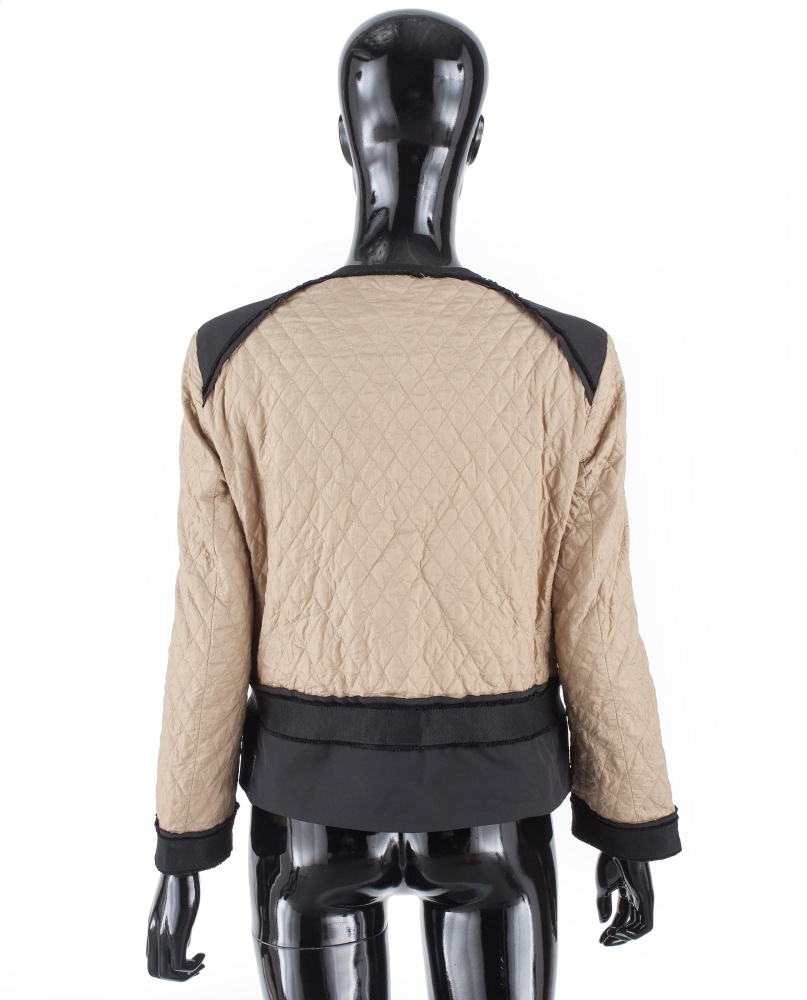 JACKA, Moncler.