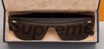 Solglasögon, "Supreme", "City Mask", för Louis Vuitton.