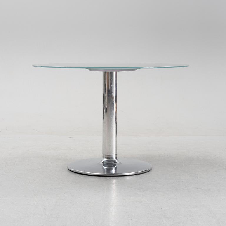 An aluminum and glass dining table from Andreu World, 21st Century.