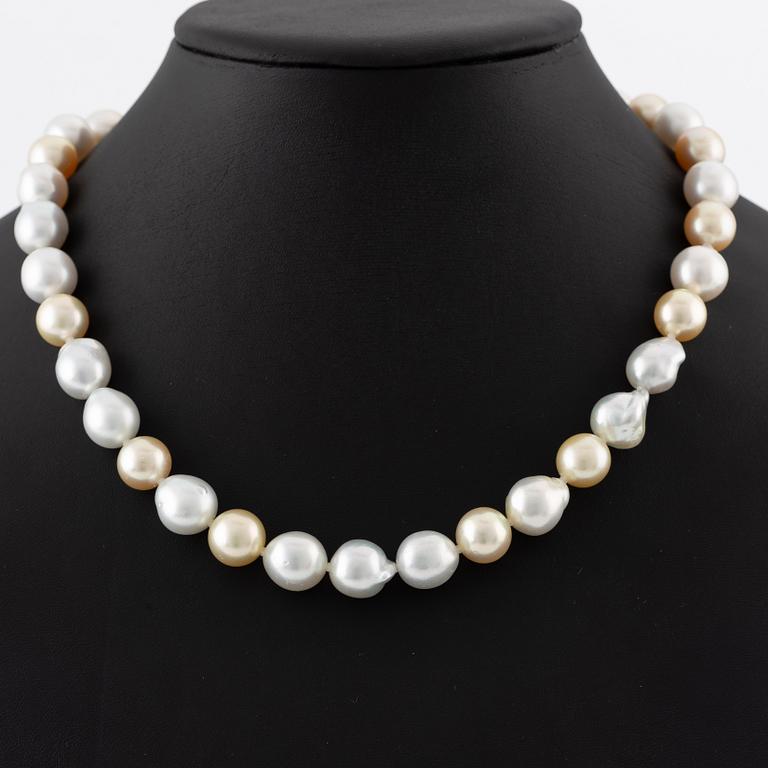 Necklace, 14K white gold with cultured South Sea pearls.