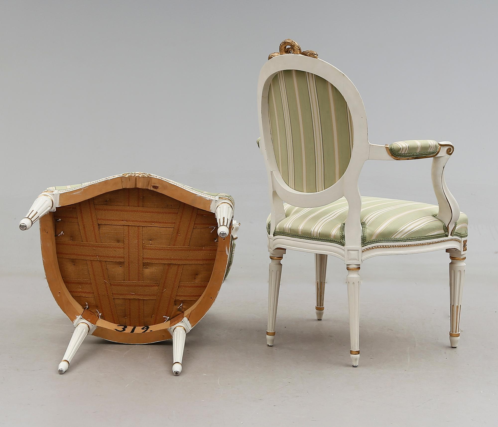 KARMSTOLAR, 1 par, gustaviansk stil, 1900-talets början.