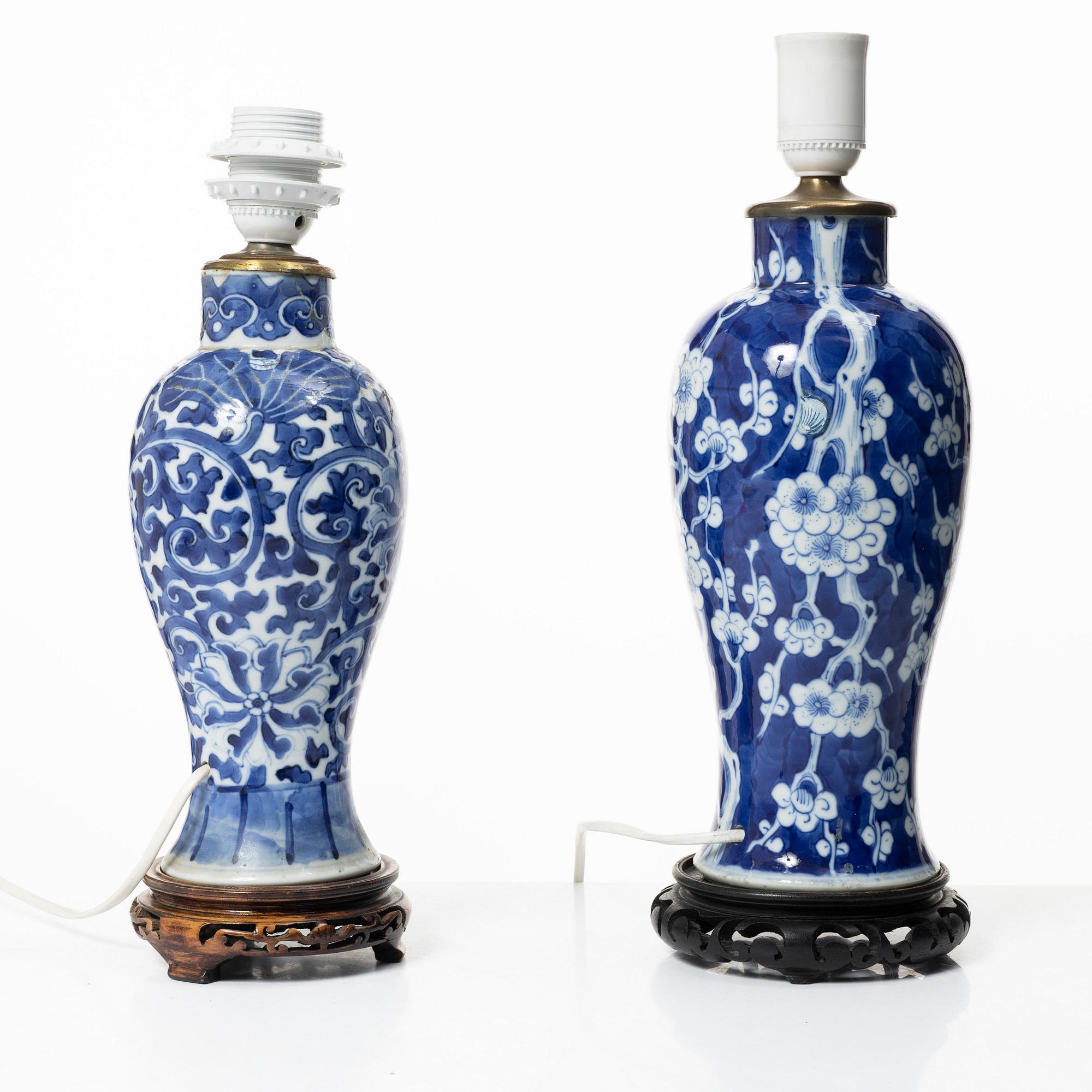 Two blue and white porcelain vases/table lamps, China, Qing dynasty, 19th century.