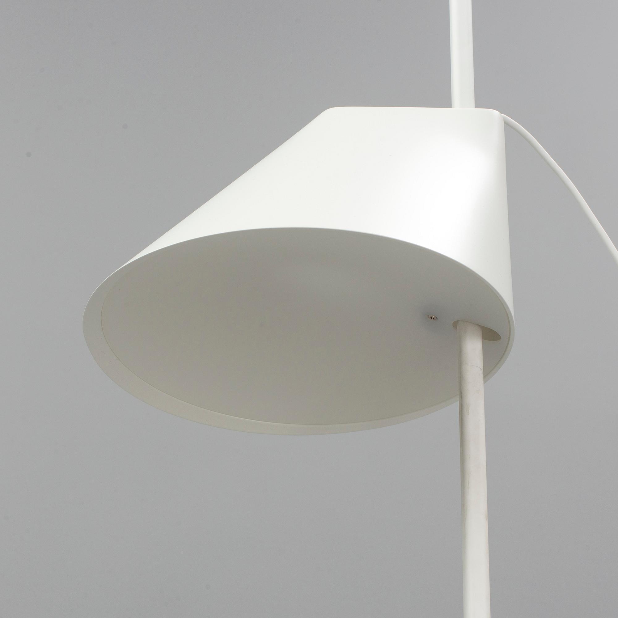 GAMFRATESI, lattiavalaisin, "Yuh", Louis Poulsenille.