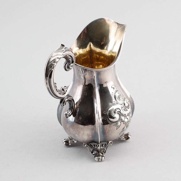 KANNA, silver, svenska stämplar, 1800-tal. Vikt ca 302 gram.