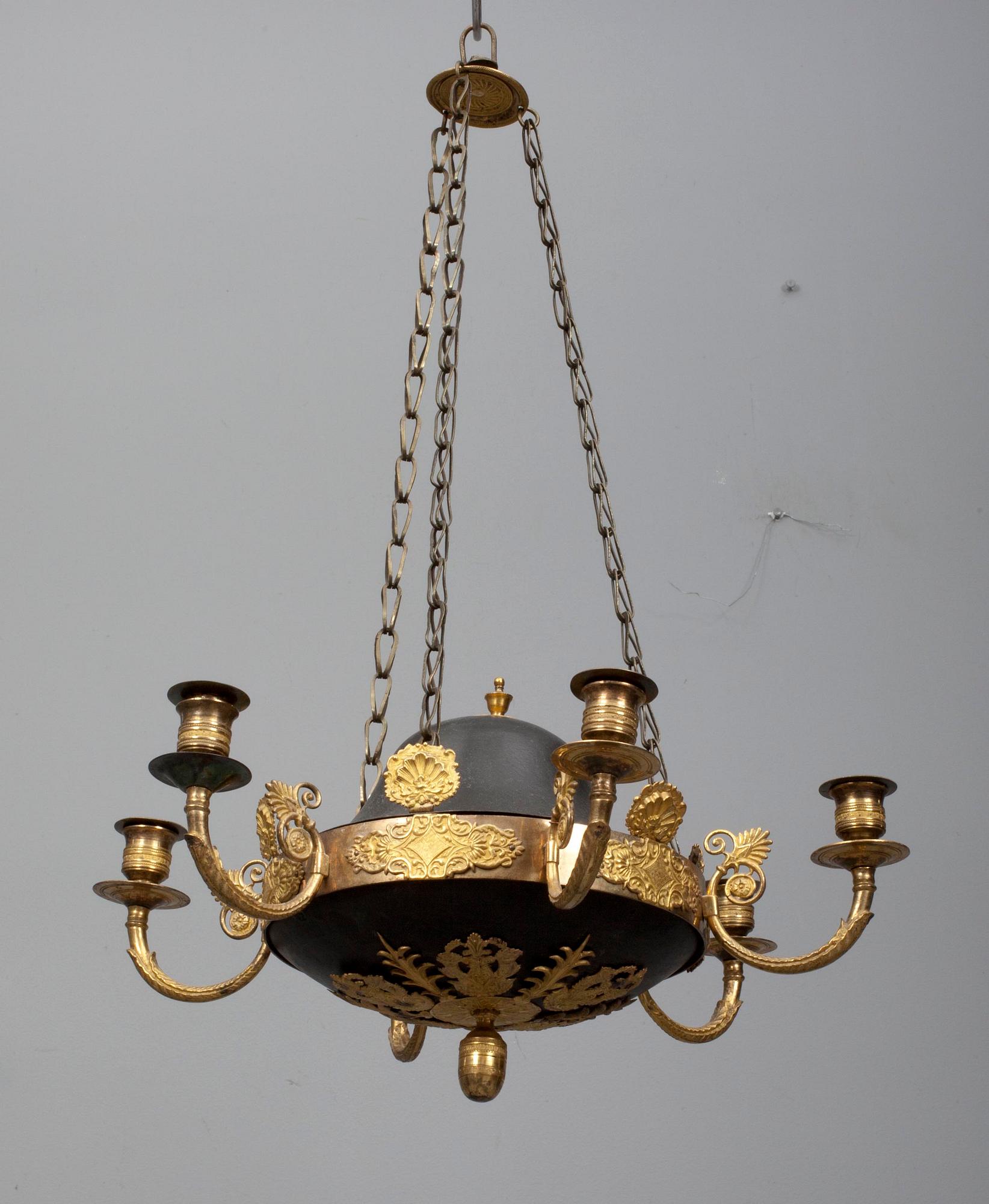 TAKAMPEL, empire, 1800-talets början. Höjd 66 cm.