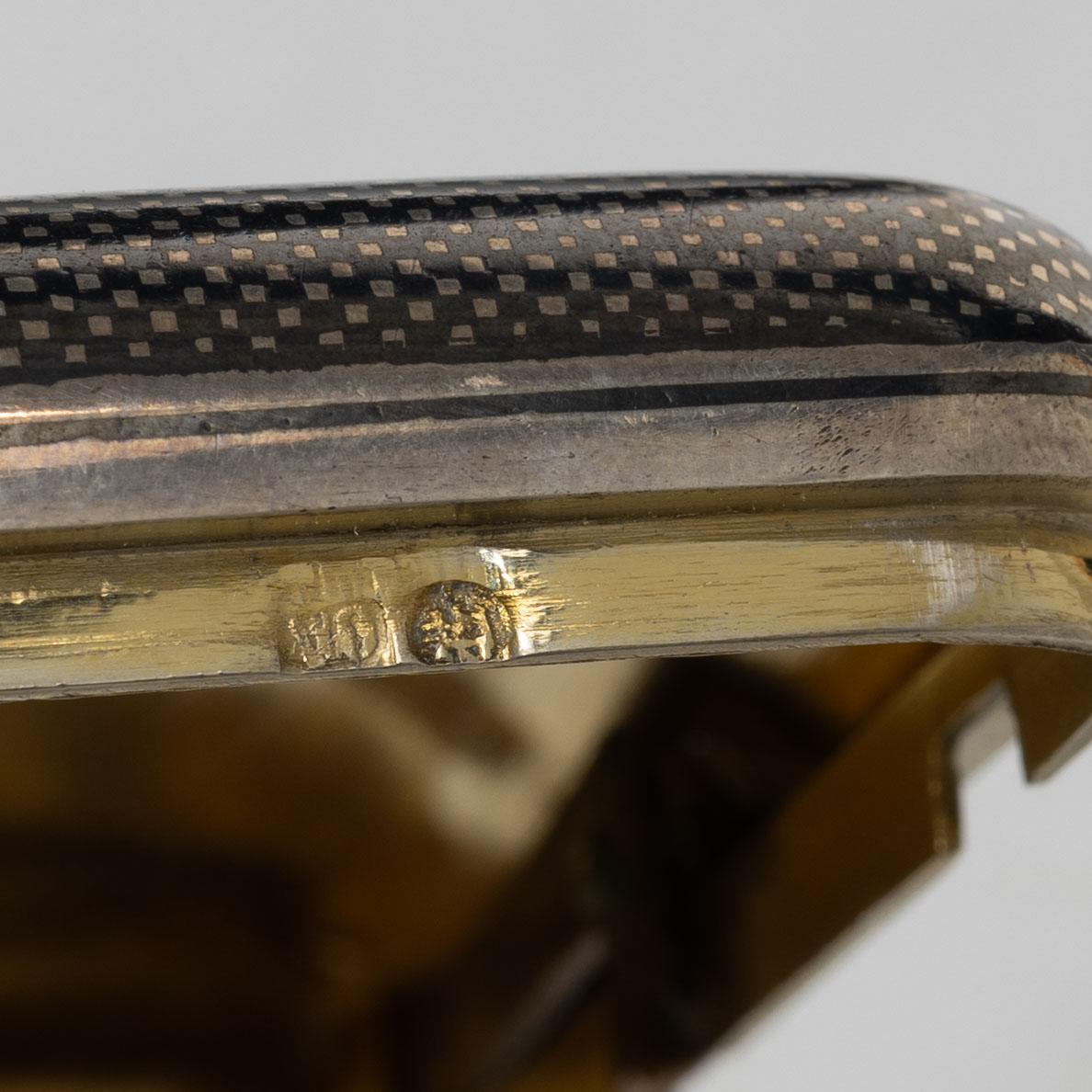 A Russian silver niello cigarette case Unidentified cyrillic maker’s mark. Assay master A. Romanov, Moscow 1890.