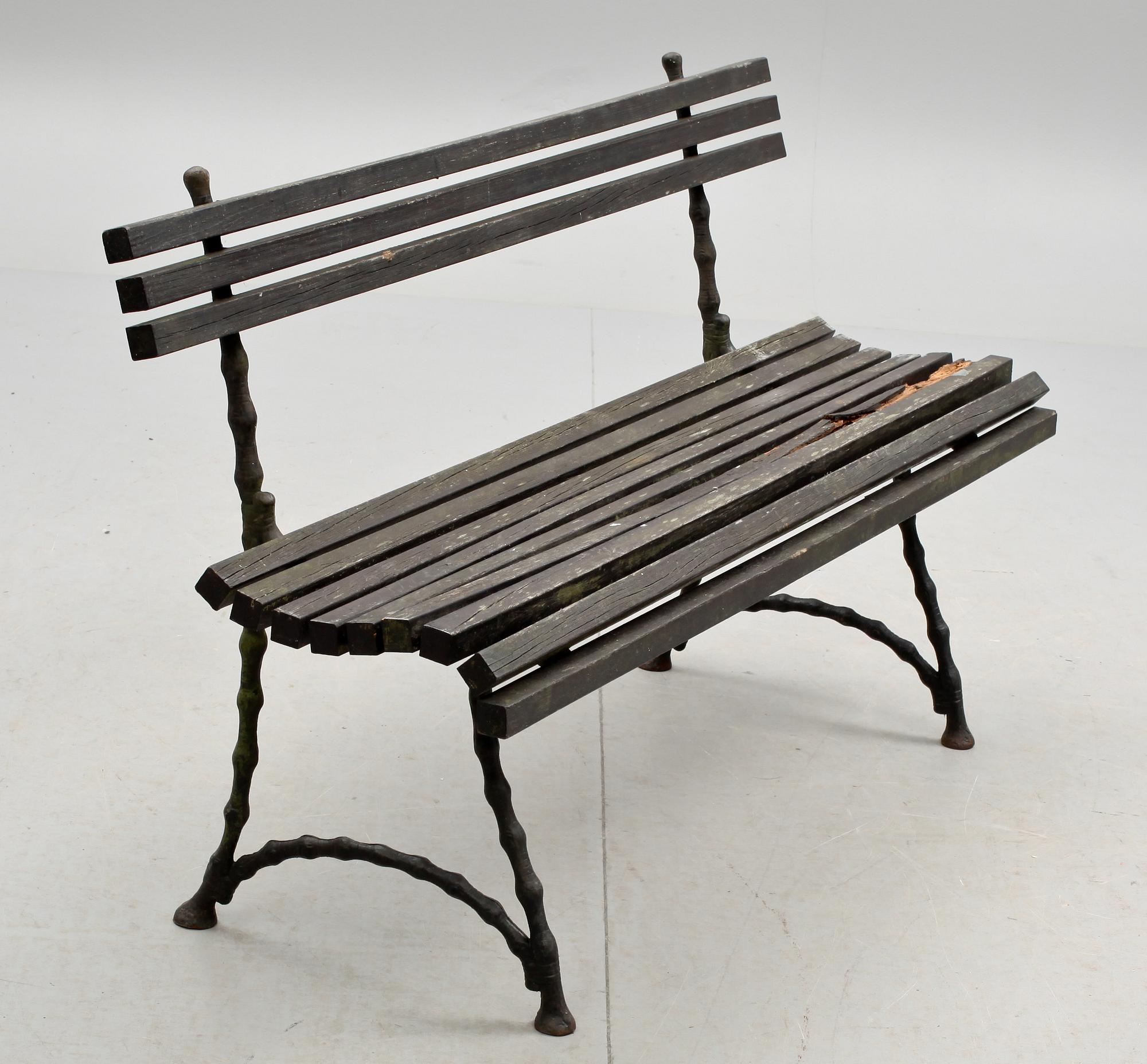 TRÄDGÅRDSSOFFA, 1900-tal.