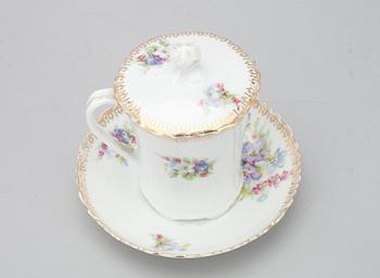 CHOKLADKOPP, porslin, Gardner, Ryssland 1880-1890.